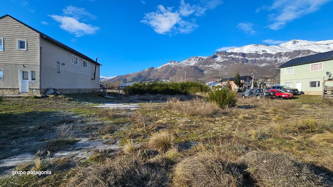 Lote Totalmente Plano En Venta En Barrio Cordones Del Chapelco, San Martín De Los Andes, Patagonia Argentina