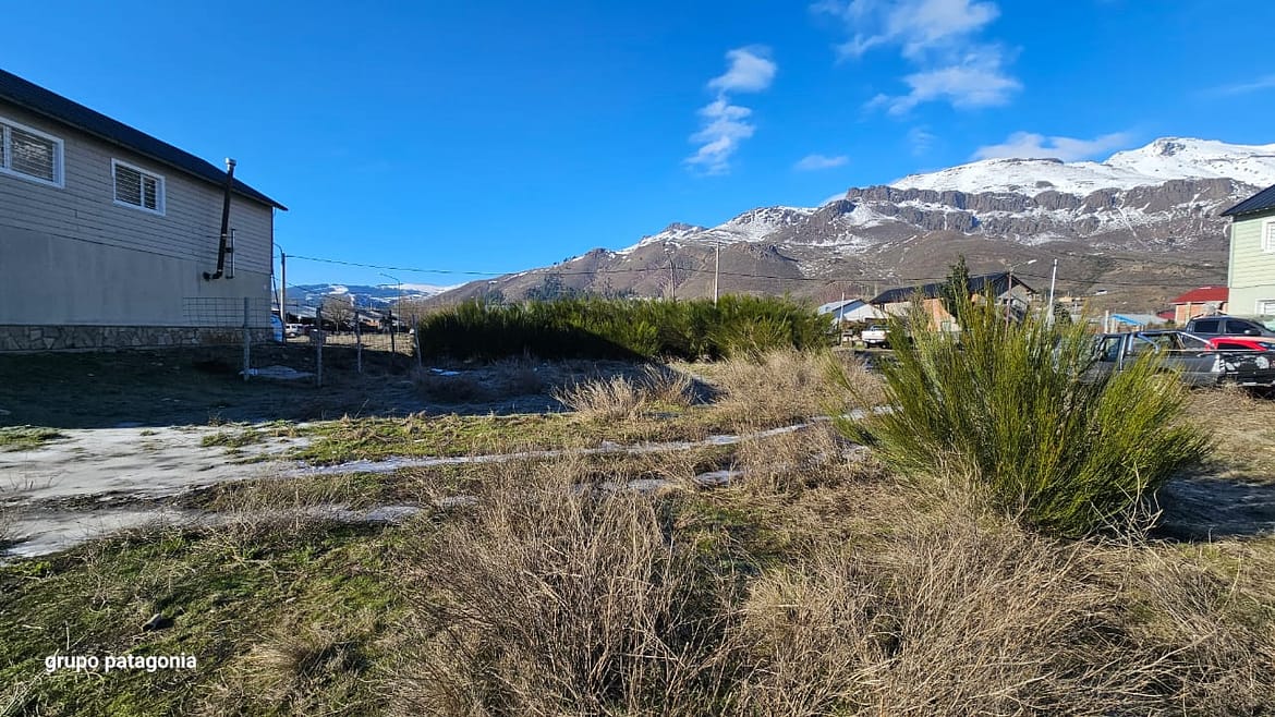 Lote Totalmente Plano En Venta En Barrio Cordones Del Chapelco, San Martín De Los Andes, Patagonia Argentina