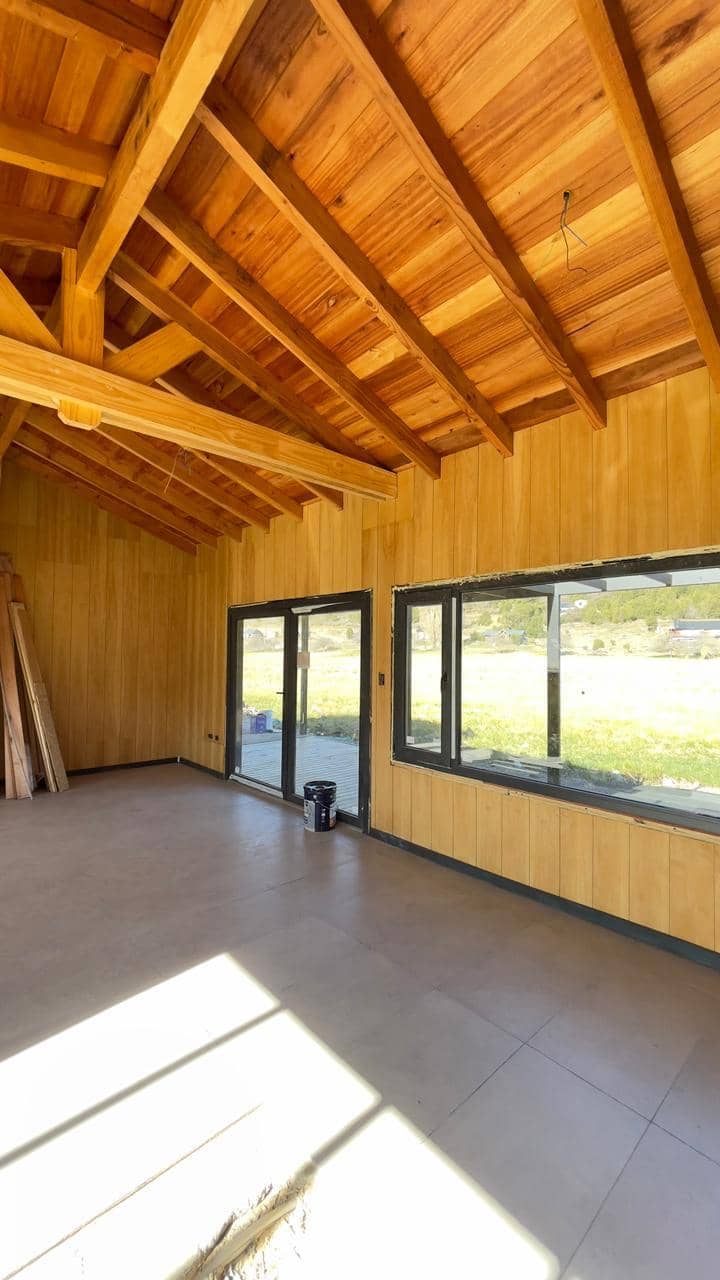 casa a estrenar de 4 ambientes en venta en noregon club de campo, san martin de los andes, neuquen, patagonia argentina