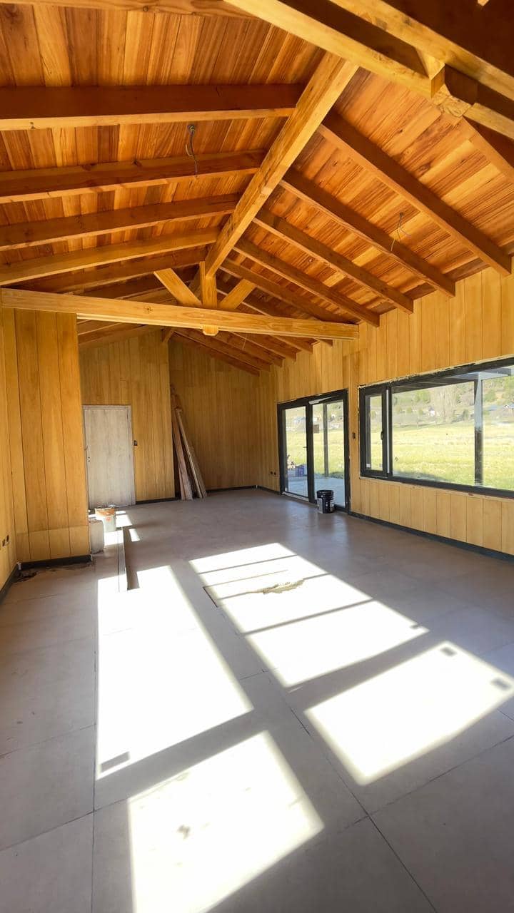 casa a estrenar de 4 ambientes en venta en noregon club de campo, san martin de los andes, neuquen, patagonia argentina