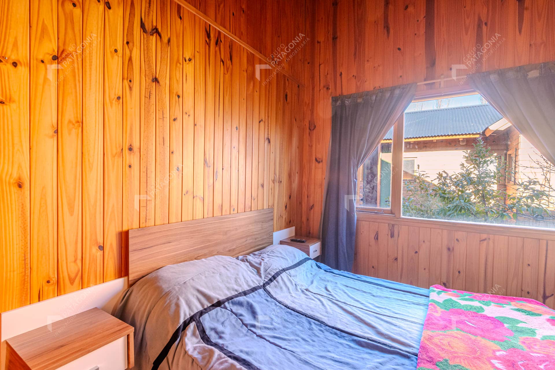 Cabaña De 2 Ambientes Con Patio En Venta Sobre Callejón De Bello, Barrio La Cascada, San Martín De Los Andes, Patagonia Argentina