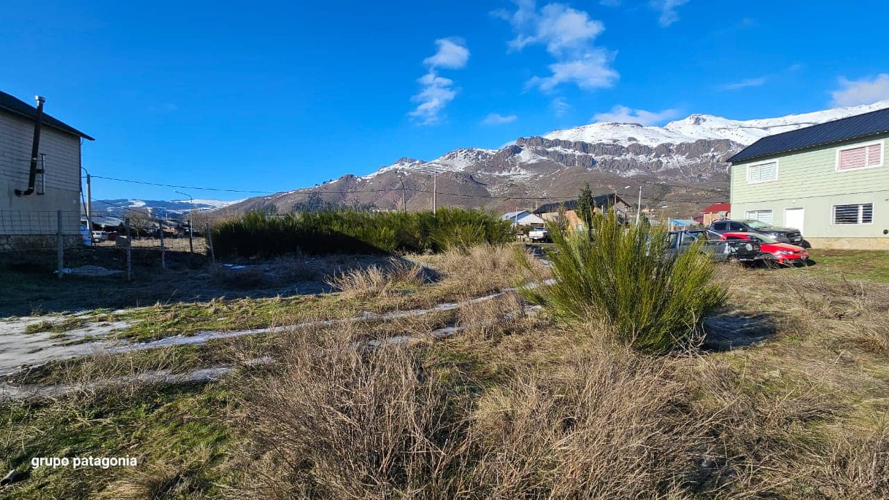 Lote Totalmente Plano En Venta En Barrio Cordones Del Chapelco, San Martín De Los Andes, Patagonia Argentina