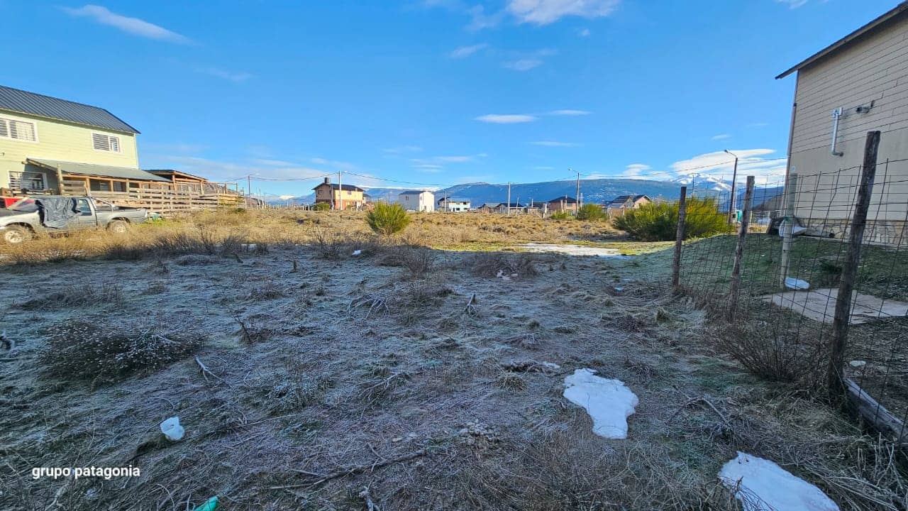 Lote Totalmente Plano En Venta En Barrio Cordones Del Chapelco, San Martín De Los Andes, Patagonia Argentina